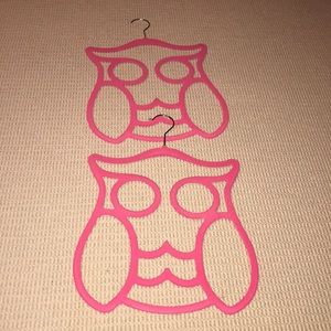 Pink owl scarf hangers